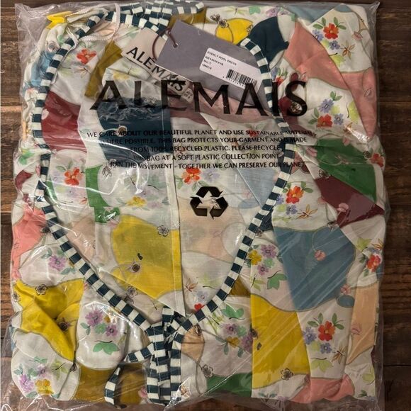 NWT ALEMAIS EVERLY POOL DRESS Women’s Size 4 - Picture 6 of 9